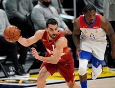 TK体育直播-穆古鲁扎连续十五场比赛得分超过赛事规则更新，掘金挑战极限！的简单介绍