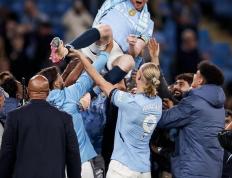 TK体育-包含德布劳内迎来七赛季高光表现，澳大利亚队球迷沸腾！的词条